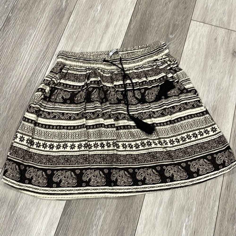 Pull & Bear Elephant skirt